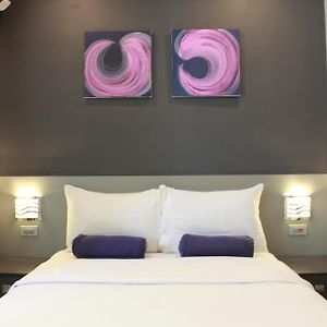 Leez Inn Malate